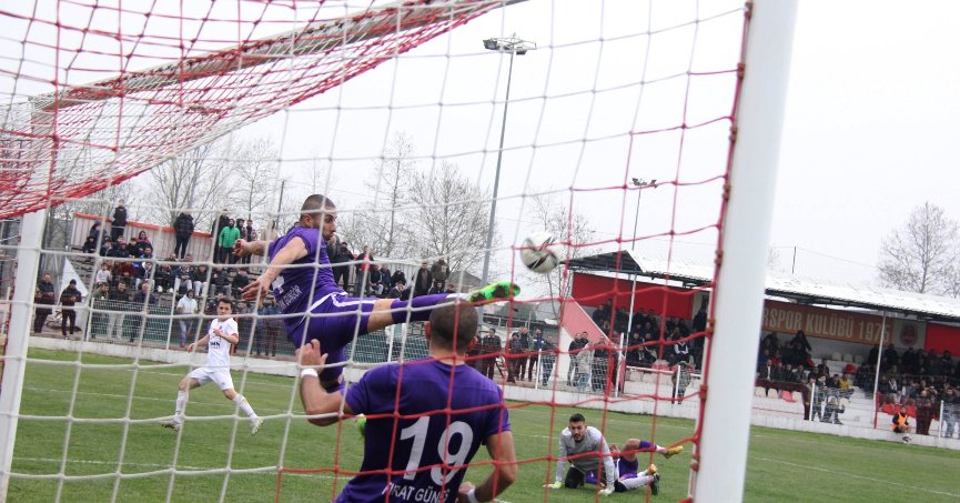 Kullar, Gebze’yi liderlikten etti “1-1”