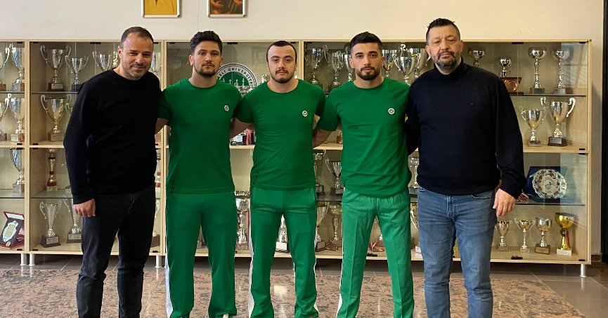 Üniversiteli pehlivanlar mindere çıktı