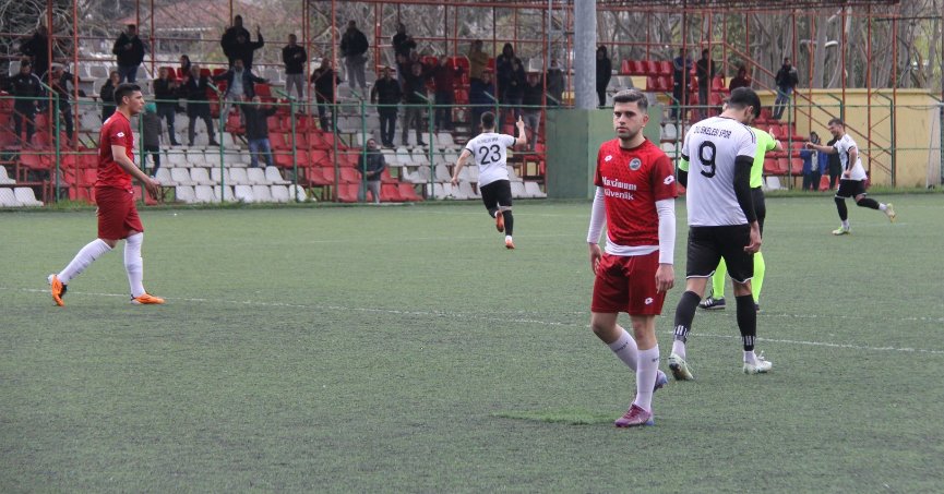 Bu stoper gol krallığına gidiyor!