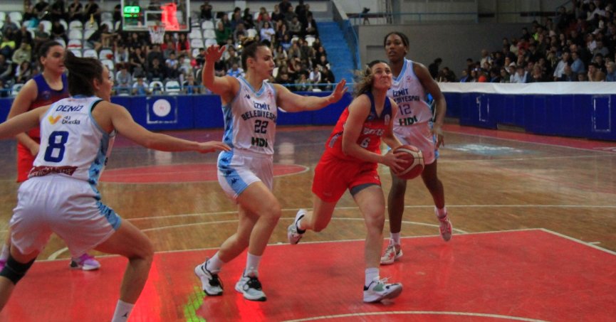 İzmit Belediyespor’un finaldeki rakibi Alanya