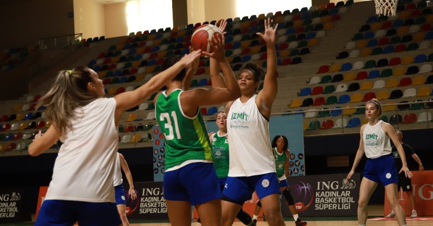 Bizim kızlar Galatasaray’ı da devirir!