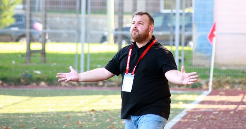 Raşit Ören tepkili