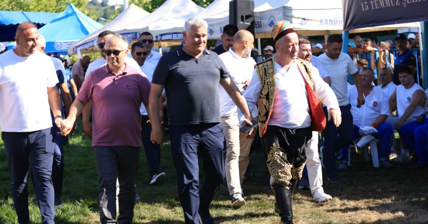 Helal olsun Fahri Buruş ağaya!