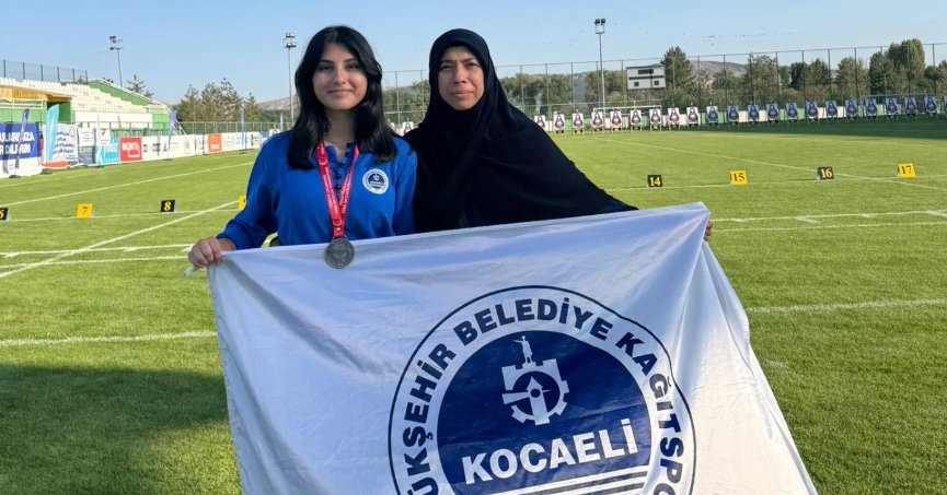 Ellerin dert görmesin Ebrar Vidan Batur!