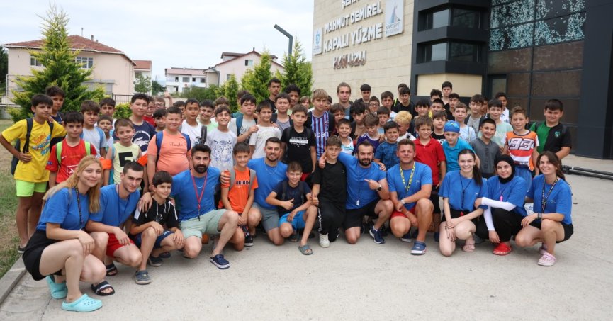Kartepe Belediyesi Yaz Spor Okullarına yoğun ilgi