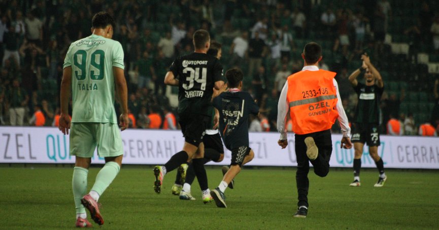 Çocuklar… Gözünüzü seveyim yapmayın!