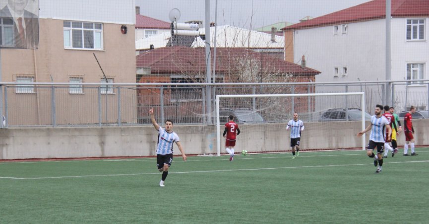 Baran Kaya Derincespor’da!