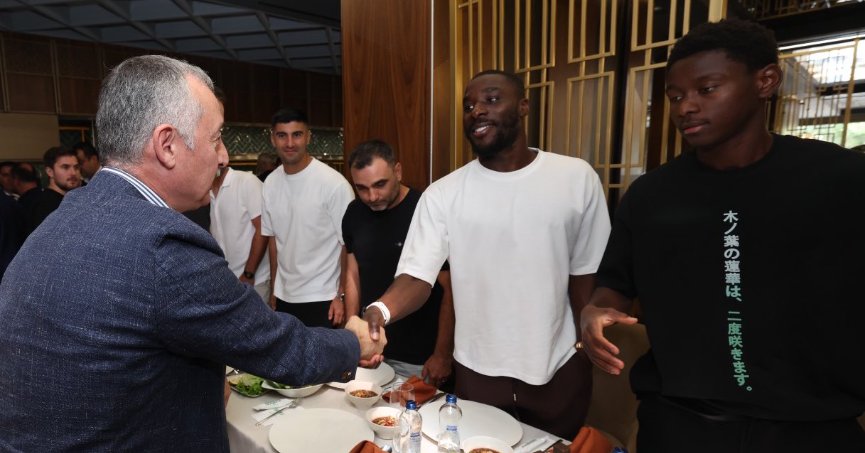 Beşiktaş maçı öncesi Kocaelispor'a moral verdiler