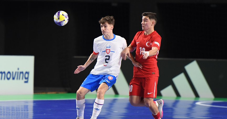 Ege Bilim'li futsalcılarımız veda etti