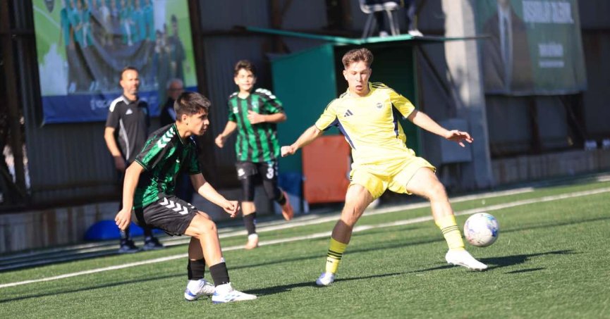 Kocaelispor U-14, Fenerbahçe’ye diş geçiremedi