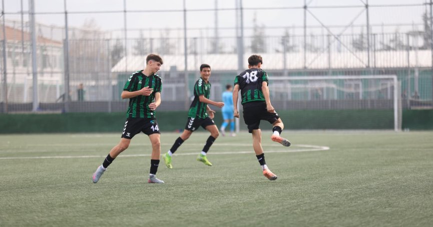Kocaelispor U-16, Başakşehir’i mağlup etti! “1-0”
