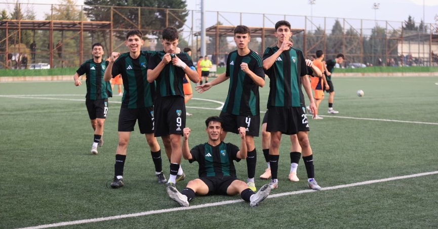 Kocaelispor U-17 büyük fırsat tepti! “3-3”