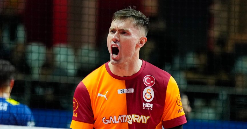 Voleybolda erkeklerin derbisini Galatasaray kazandı! “2-3”
