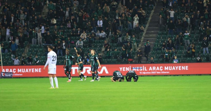 Kocaelispor, Gençlerbirliği karşısında ilk yarıda nefis oynadı!