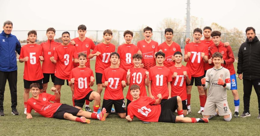 Kullarspor U-16’nın tırmanışı devam ediyor! “2-0”