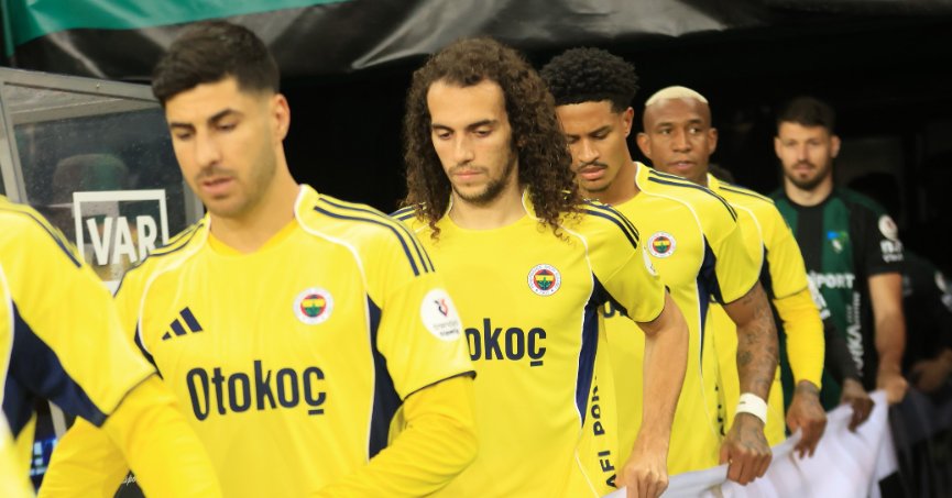 Savaş Demir yazdı! Nasıl kollanıyorlar belli değil! 