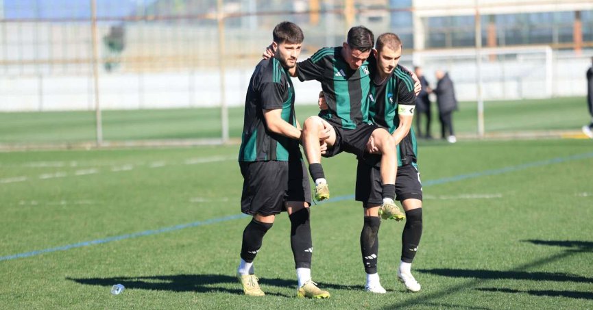 Rizeli futbolcudan Efe Konuşkan’a acımasız faul!