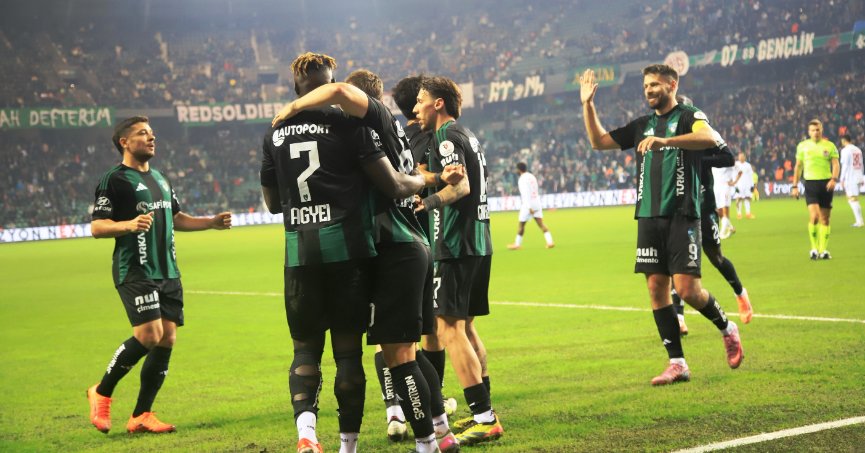 Bunun adı futbol mucizesi değil de nedir?