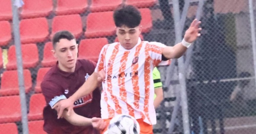 Çenesuyu Plajyolu’ndan çok kritik zafer! “3-1”