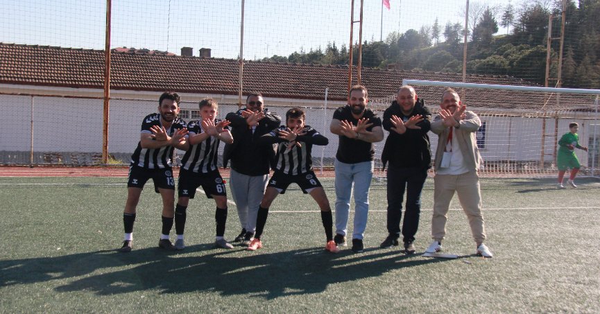 Alikahyaspor'u kutlarım 