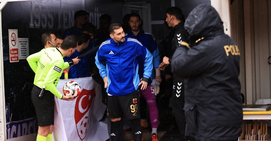 Batuhan Altıntaş kendi rekorunu alt üst etti