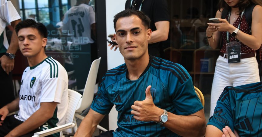 Metehan Altunbaş Kocaelispor forması ile