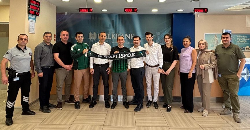 Dilovası Halkbank zirvede!