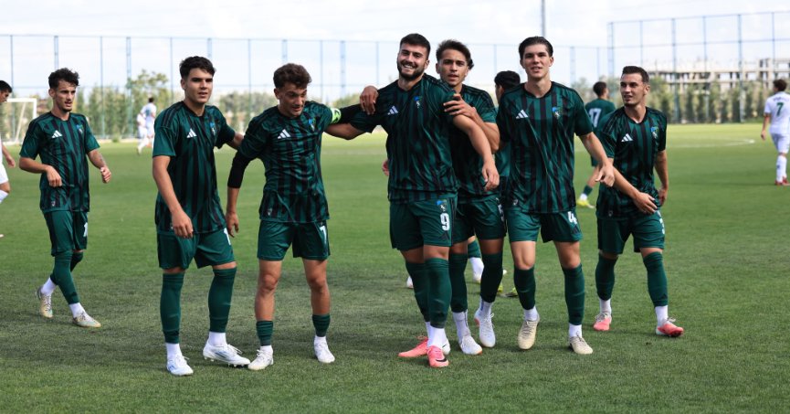 Kocaelispor’un gençleri kartal yoldu! “0-4”