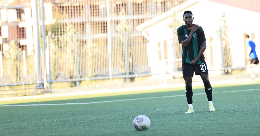 Kocaelispor’a Sierra Leone’den futbolcu