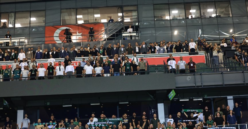 Kocaeli Stadı'nda LED panolar ilk kez