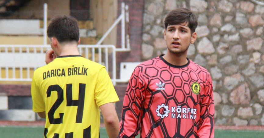 Düdüğü astı kaleye geçti!