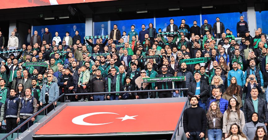 20.502 taraftar izledi
