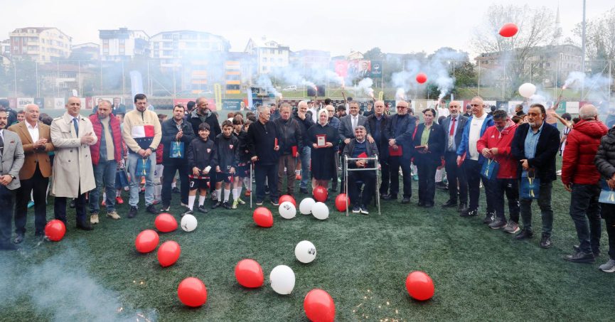 Derince’de Cumhuriyet Bayramı bambaşka kutlandı! 