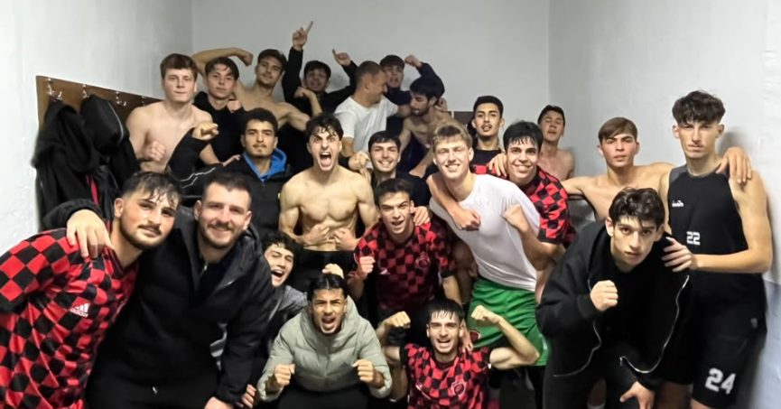 Gölcükspor U-19, İstanbul’dan zaferle döndü