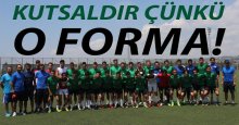 Çünkü çok kutsaldır KOCAELİSPOR forması!