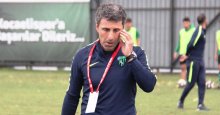 Kocaelispor U-19 takımını taşıyan otobüs yolda kaldı!