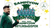 Beylikbağı şampiyonluğunu kutluyor