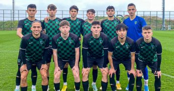 Olmadı gençler! “5-2”