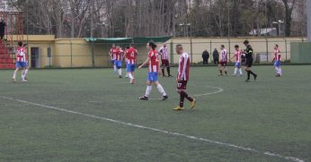 KEMAL TEK 50 metreden attı!