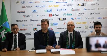 Marka bir hoca getirdik