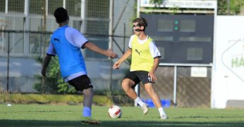 Derince yüklemeye devam ediyor