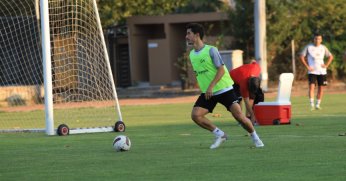 Burak Öksüz:  Nasıl bir camiaya geldiğimin farkındayım