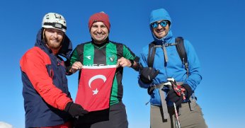 İzmitliler ZİRVEDE!