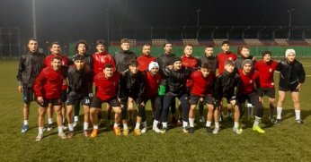 İzmit Erenlerspor çakı gibi!
