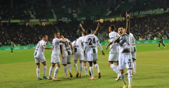 Oğuz Ceylan bir süre daha takımdan ayrı kalacak