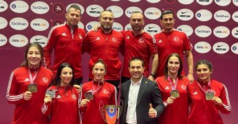 Bizim kızlar takım olarak gümüş madalya aldılar