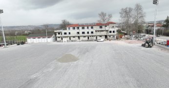 Yakup Altun Stadı’nda sıra sentetik çimde