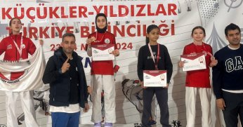 izmir'de bizim karateciler esti