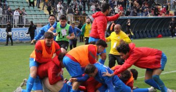 Belediye Derincespor zor gruba düştü!