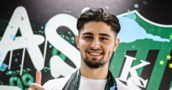 Kocaelispor, İzmitli futbolcu Furkan Özyapı ile imzaladı!